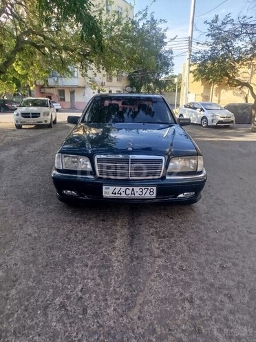 Mercedes C 180-1