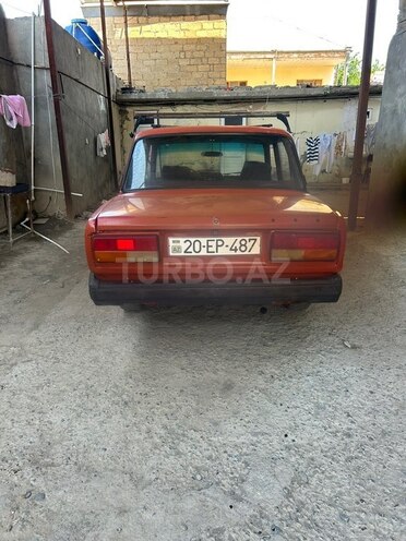 LADA (VAZ) 2107-2