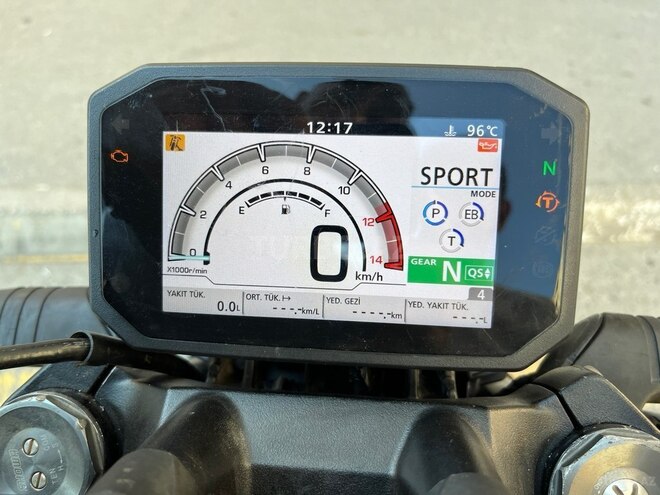Honda CBR 1000-8