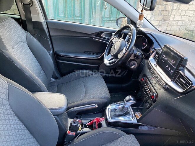 Kia Ceed-3