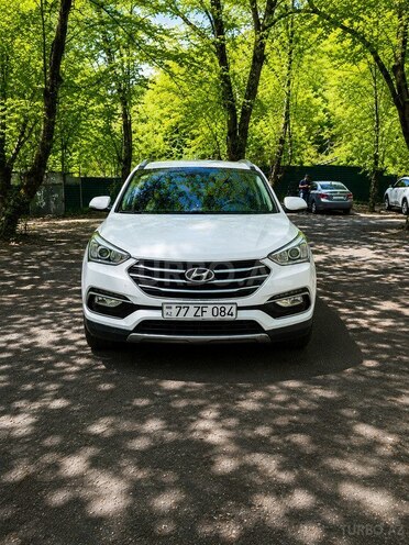 Hyundai Santa Fe-1
