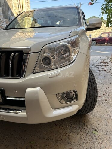 Toyota Land Cruiser Prado-7