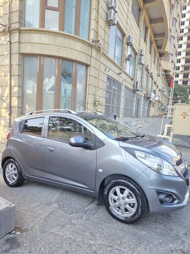 Chevrolet Spark-4