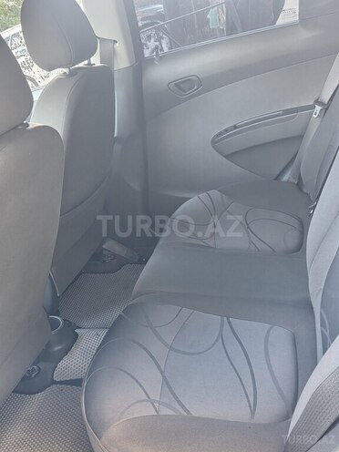 Chevrolet Spark-8