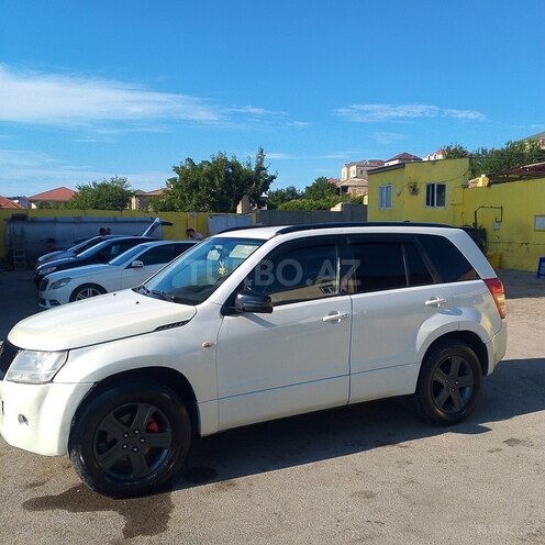 Suzuki Grand Vitara-2