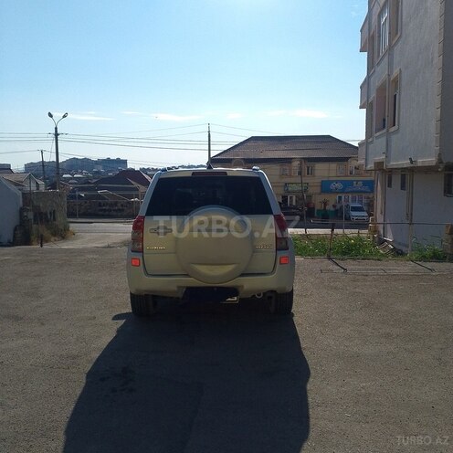 Suzuki Grand Vitara-4