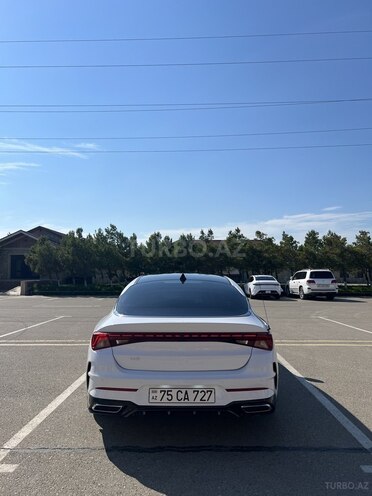 Kia K5-6