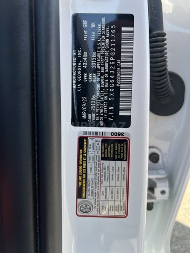 Kia K5-16