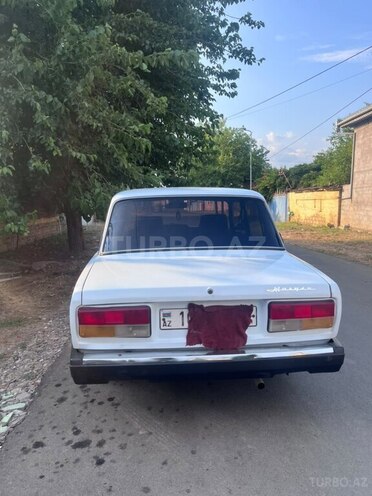 LADA (VAZ) 2107-2
