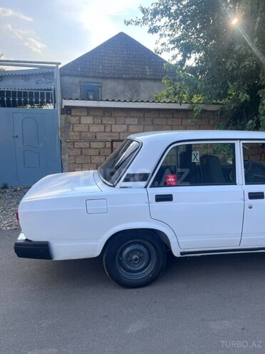 LADA (VAZ) 2107-5