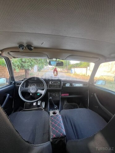 LADA (VAZ) 2107-10