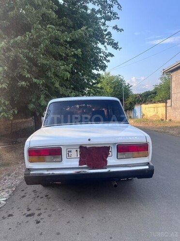 LADA (VAZ) 2107-17