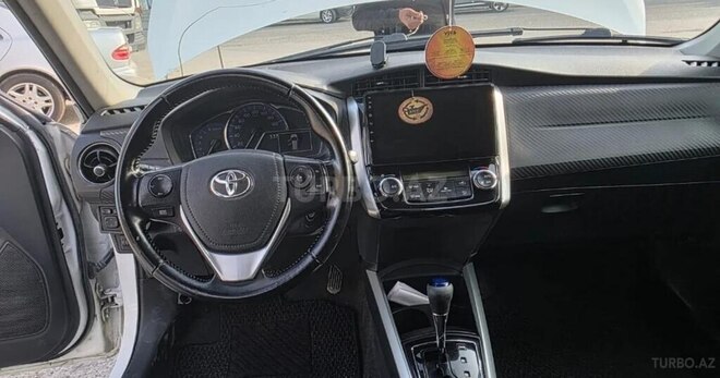 Toyota Corolla Fielder-3