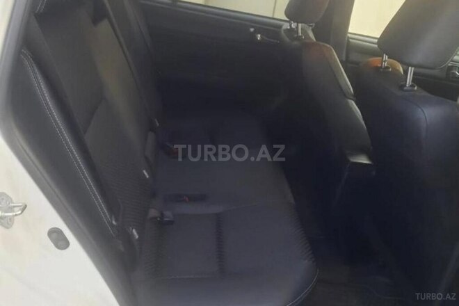 Toyota Corolla Fielder-5
