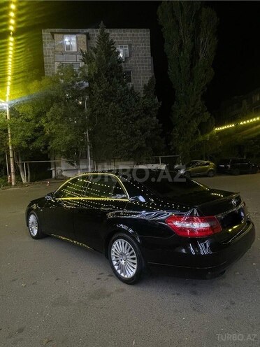 Mercedes E 220-13