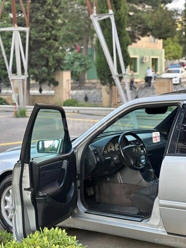 Mercedes C 280-8