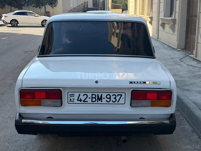 LADA (VAZ) 2107-4