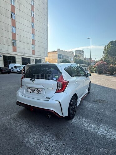 Nissan Note-5