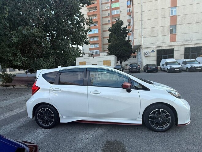 Nissan Note-7