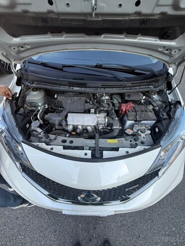 Nissan Note-15