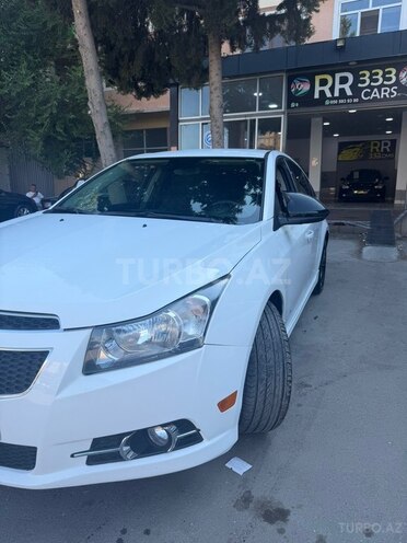Chevrolet Cruze-10