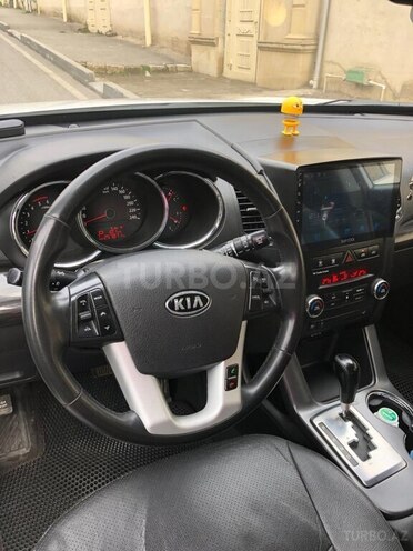 Kia Sorento-8