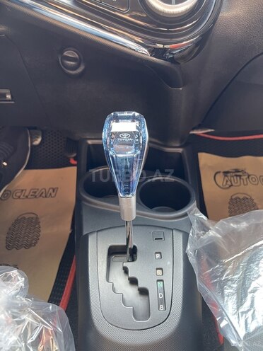 Toyota Aqua-20