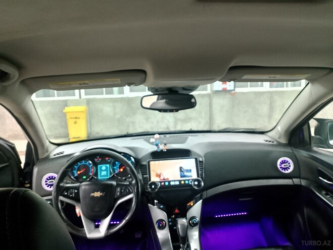 Chevrolet Cruze-5