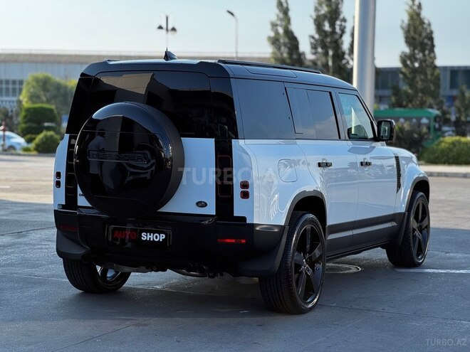 Land Rover Defender-3