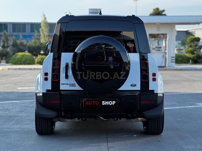 Land Rover Defender-5