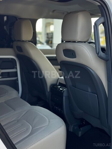 Land Rover Defender-20
