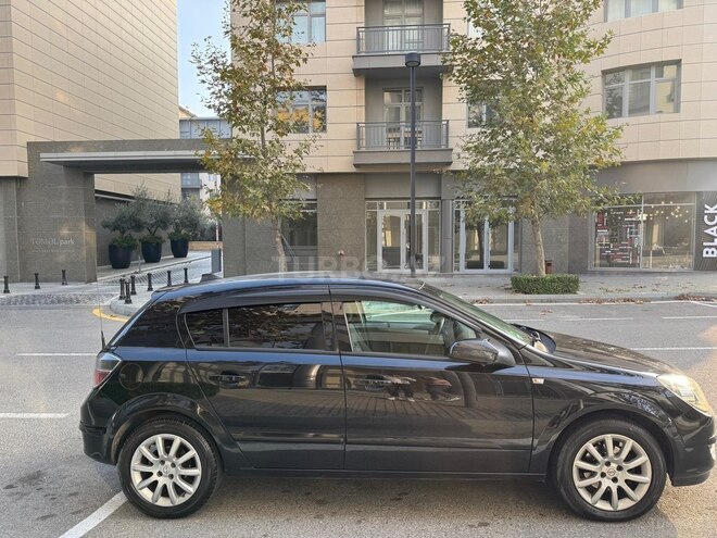 Opel Astra-12