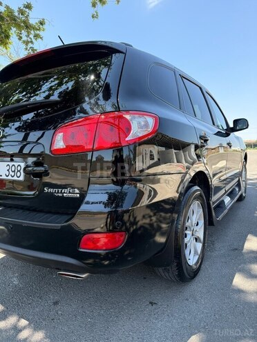 Hyundai Santa Fe-8