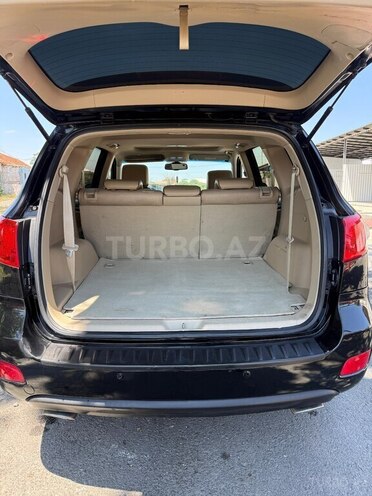Hyundai Santa Fe-12