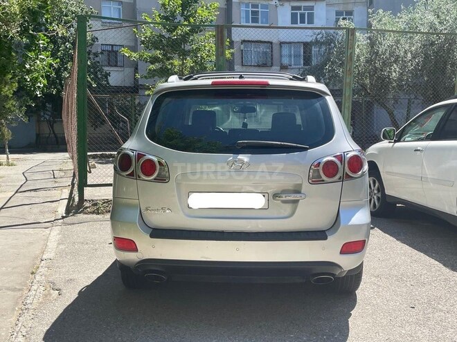 Hyundai Santa Fe-2