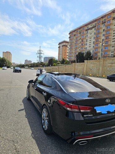 Kia Optima-3