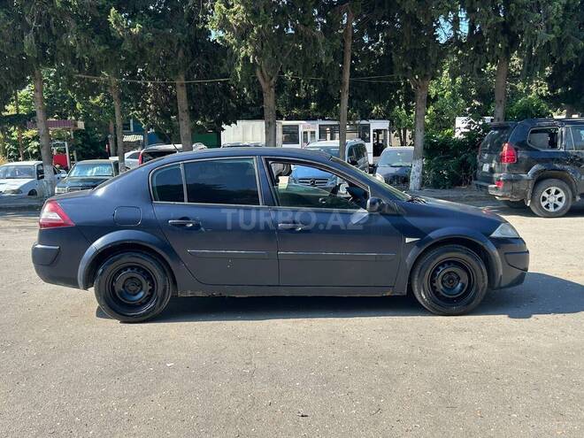 Renault Megane-5