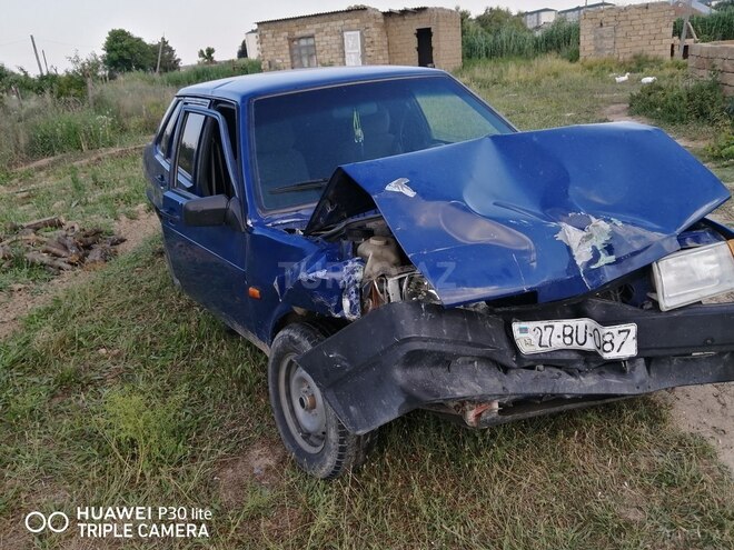 LADA (VAZ) 21099-2