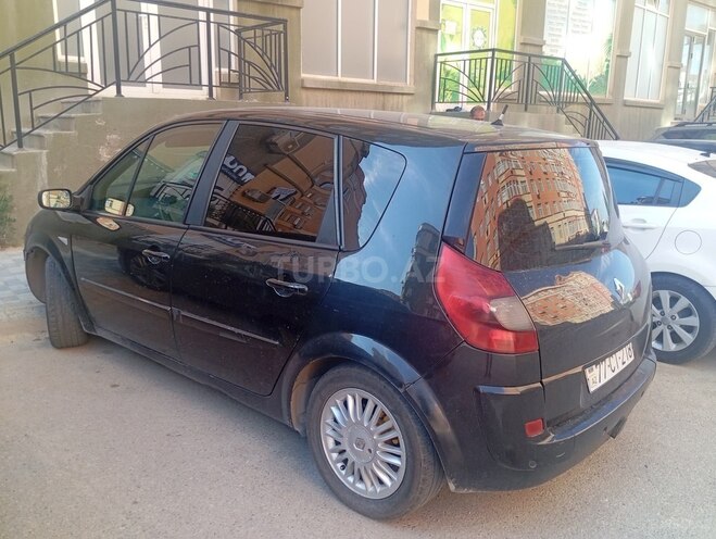 Renault Scenic-4