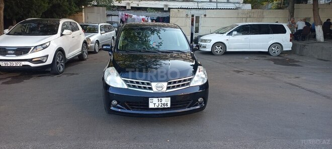 Nissan Tiida-1