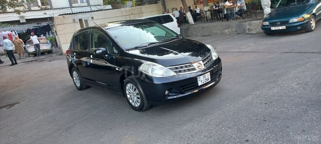Nissan Tiida-4