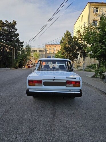 LADA (VAZ) 2107-2