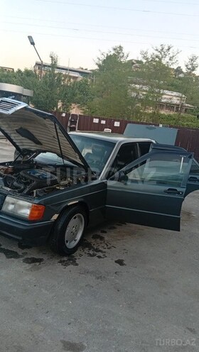 Mercedes 190-6