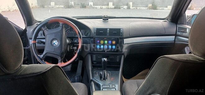 BMW 520-8