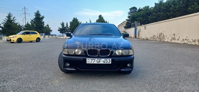 BMW 520-1