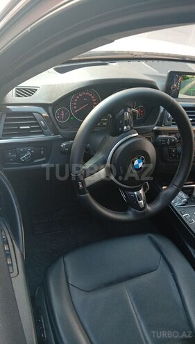 BMW 320d-7