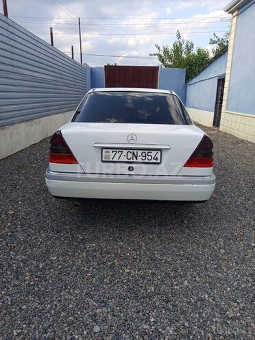 Mercedes C 180-2