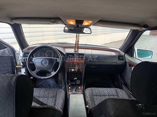 Mercedes C 180-8