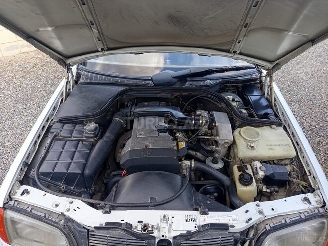 Mercedes C 180-6