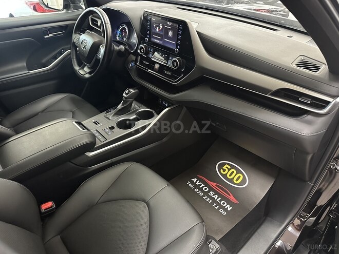 Toyota Highlander-4